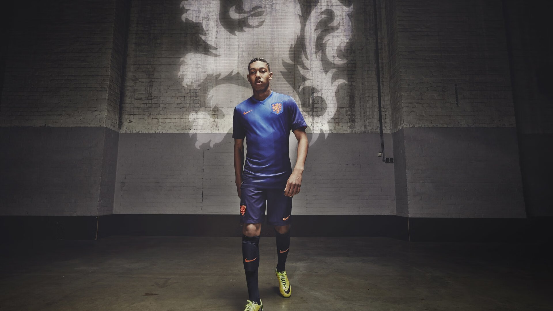 开云体育网址-EDG启动新赛季科学训练计划，edg战队青训报名